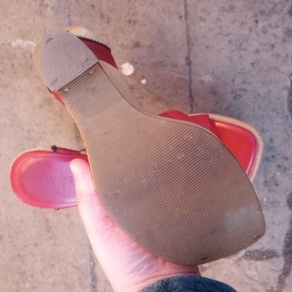 Red wedges - Picture 4 of 4